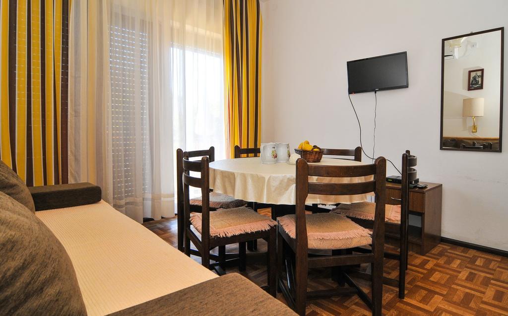 Guesthouse Lanca Tivat Quarto foto