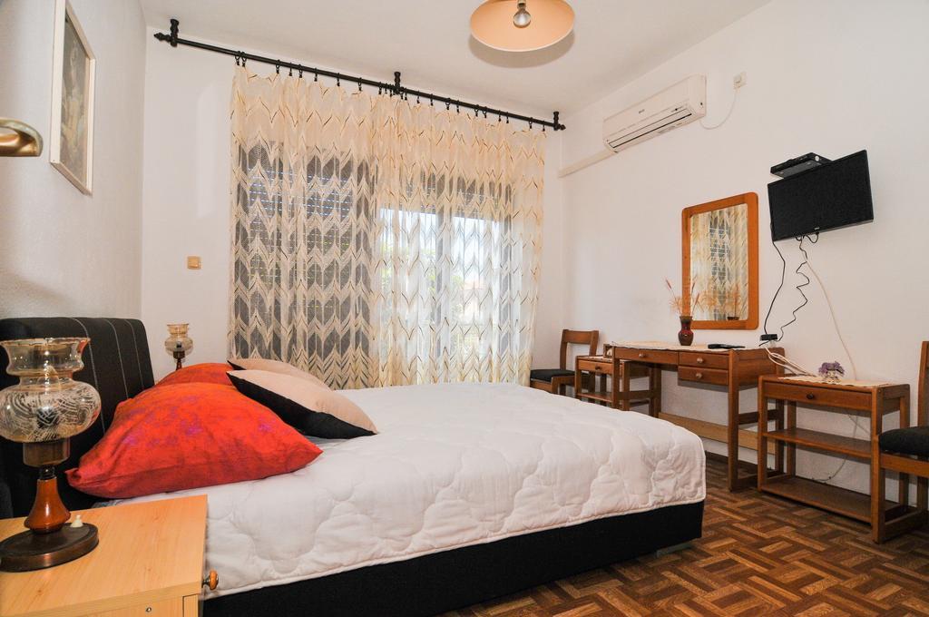 Guesthouse Lanca Tivat Quarto foto