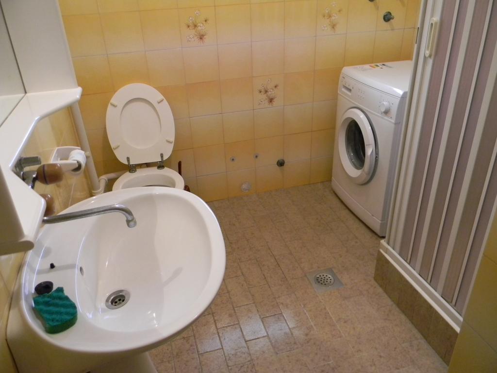 Guesthouse Lanca Tivat Quarto foto