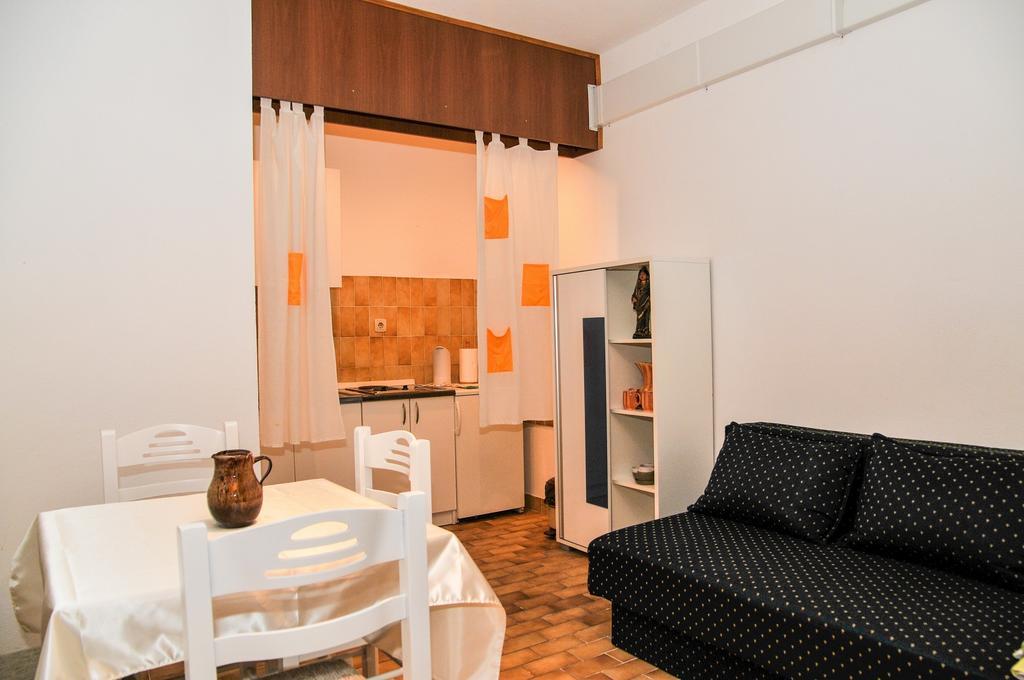 Guesthouse Lanca Tivat Quarto foto
